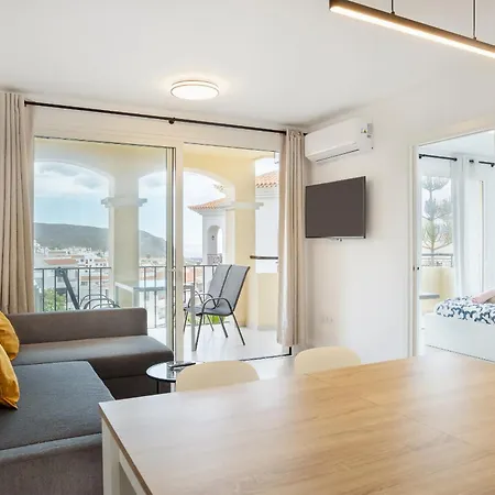 Castle Harbour Luxury Family Heated Pool By Lovetenerife * 洛斯克里斯蒂亚诺斯