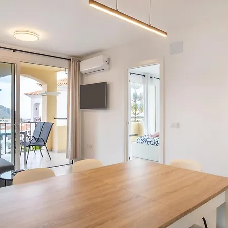 Castle Harbour Luxury Family Heated Pool By Lovetenerife شقة