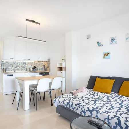 شقة Castle Harbour Luxury Family Heated Pool By Lovetenerife