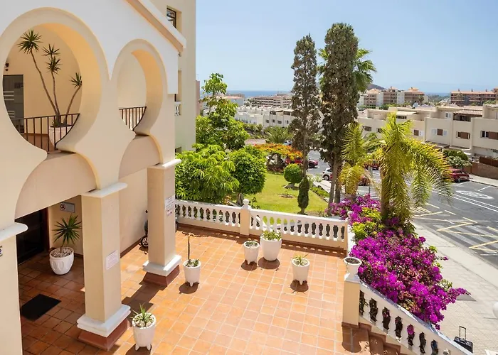 Castle Harbour Luxury Family Heated Pool By Lovetenerife * Los Cristianos (Tenerife)