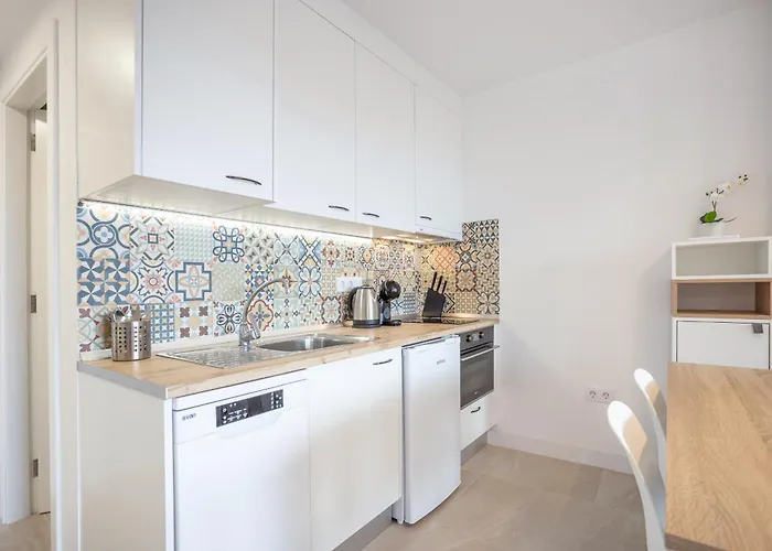 Castle Harbour Luxury Family Heated Pool By Lovetenerife * Los Cristianos (Tenerife)